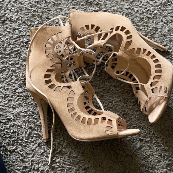 Lace up suede sandals - Picture 2 of 4